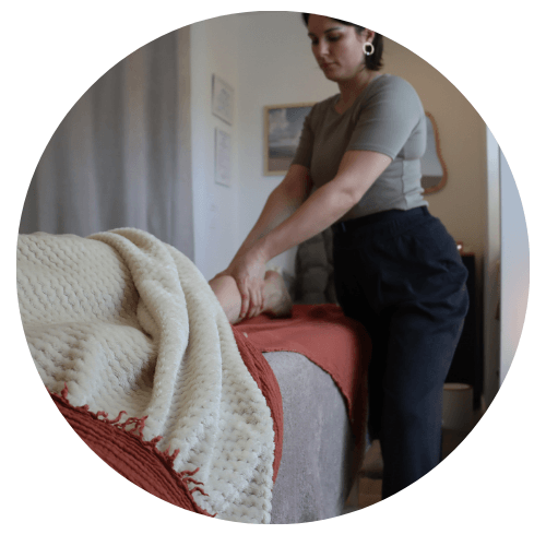 Massage californien à Rennes avec Sara de Temp'Ose